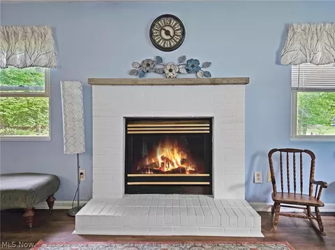 Living - 27304 White Rd, Willoughby Hills, OH 44092 photo 2 of 3