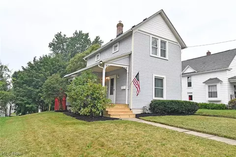 8 Greenbriar Ave, Rittman, OH 44270