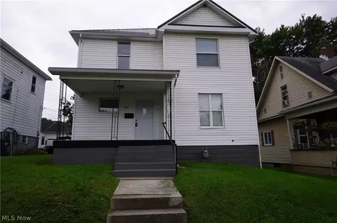 415 N 8th St, Cambridge, OH 43725