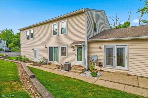 2551 Royal County Down #D, Uniontown, OH 44685