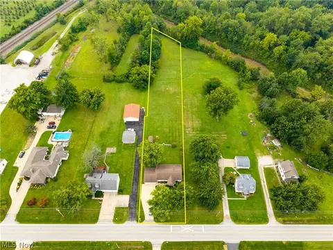 View/Area - 7454 Oberlin Rd, Elyria, OH 44035 photo 2 of 2