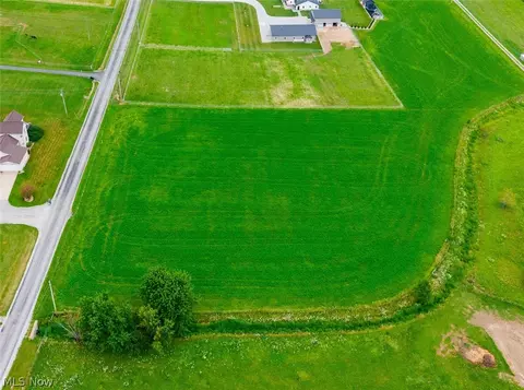 Cutter Road, Apple Creek, OH 44606