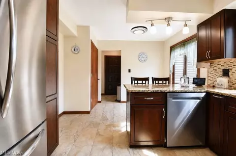 Kitchen - 4700 Lockwood Rd, Perry, OH 44081 photo 7 of 9