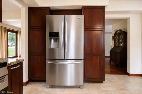 Kitchen - 4700 Lockwood Rd, Perry, OH 44081 photo 6 of 9