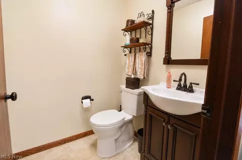 Bath - 4700 Lockwood Rd, Perry, OH 44081 photo 4 of 4