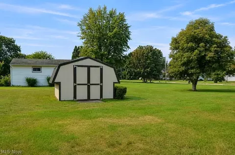 Exterior - 4700 Lockwood Rd, Perry, OH 44081 photo 7 of 8