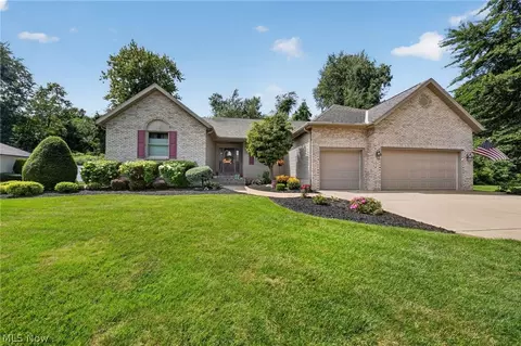 Exterior - 4419 Stafford Dr, Ashtabula, OH 44004 photo 3 of 11