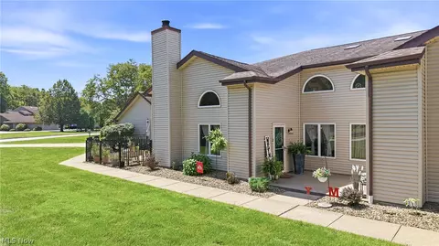 Other - 7445 E Huntington Dr # 2, Boardman, OH 44512 photo 2 of 10