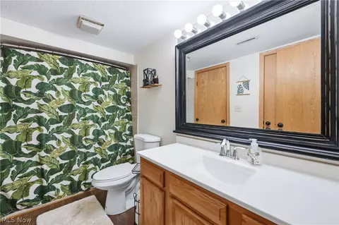 Bath - 7445 E Huntington Dr # 2, Boardman, OH 44512 photo 1 of 2