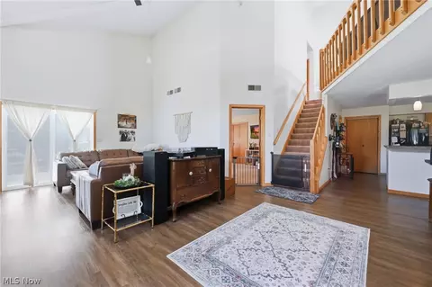 Entry Way - 7445 E Huntington Dr # 2, Boardman, OH 44512 photo 1 of 2