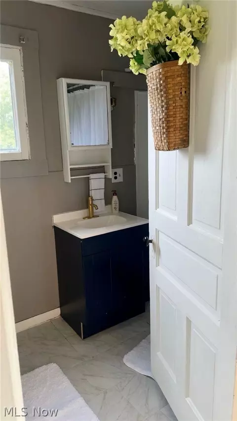 Bath - 201 Washington St, Barnesville, OH 43713 photo 1 of 3