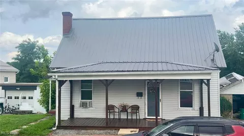201 Washington St, Barnesville, OH 43713