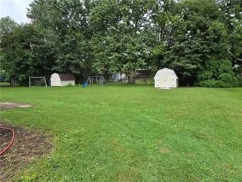 Exterior - 4315-4317 Marks Ave, Rootstown, OH 44272 photo 3 of 4