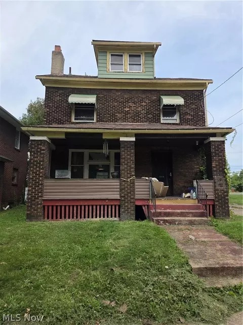 728 Crandall Ave, Youngstown, OH 44510
