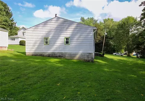 Exterior - 144 Oakview Ave, Struthers, OH 44471 photo 3 of 4