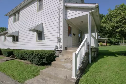 Exterior - 144 Oakview Ave, Struthers, OH 44471 photo 4 of 4