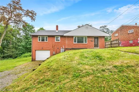 156 Greenwich Ave, Steubenville, OH 43952