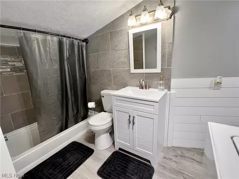 Bath - 46 S River St, Wakeman, OH 44889 photo 1 of 3