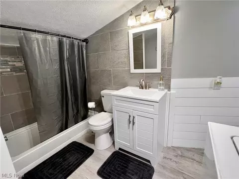 46 S River St, Wakeman, OH 44889 photo 13