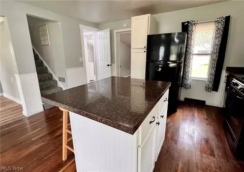 Kitchen - 46 S River St, Wakeman, OH 44889 photo 2 of 2