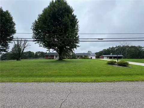 1015 Brackenridge Rd, Vincent, OH 45784