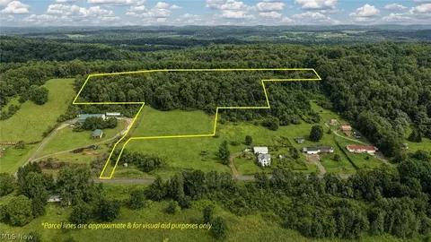 6075 Johnstown Rd NE, Mineral City, OH 44656