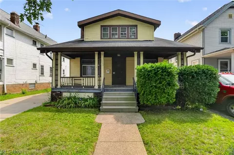 3401 W 94 St, Cleveland, OH 44102