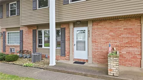 4235 New Rd, Austintown, OH 44515