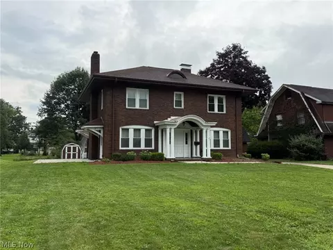 1024 N Wooster Ave, Dover, OH 44622