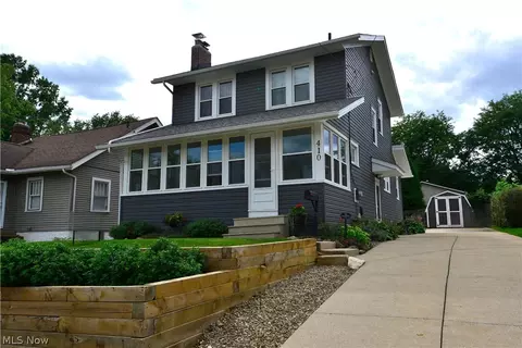 410 Moody St, Akron, OH 44305