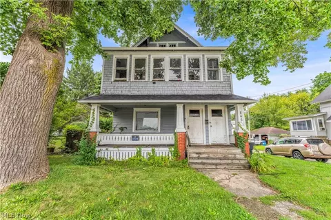 845 Dayton St, Akron, OH 44310