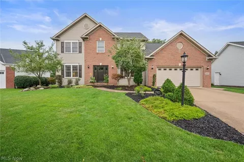 17877 Princeton Cir, Strongsville, OH 44149
