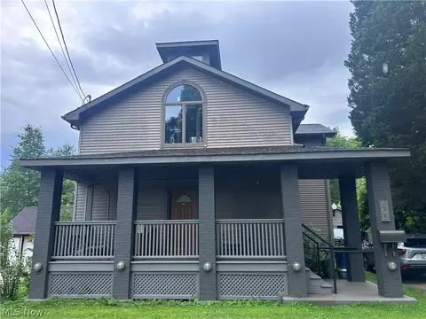 805 5th St, Niles, OH 44446