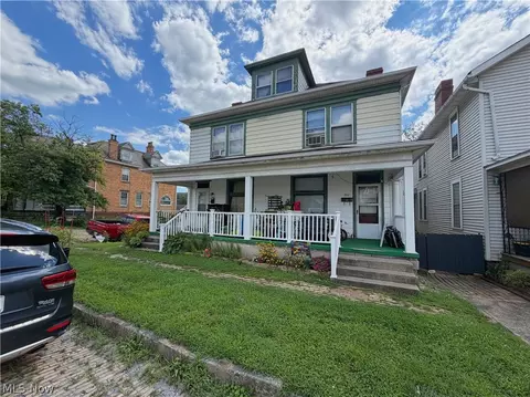 400 W 402 W 4th St, East Liverpool, OH 43920