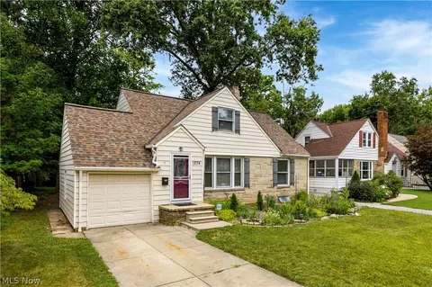 1274 Dorsh Rd, South Euclid, OH 44121