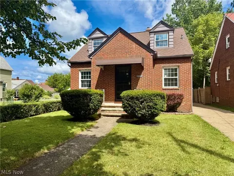 19807 Kewanee Ave, Cleveland, OH 44119
