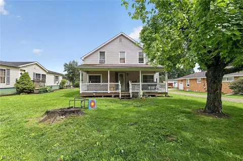 620 Lincoln Ave NW, Carrollton, OH 44615