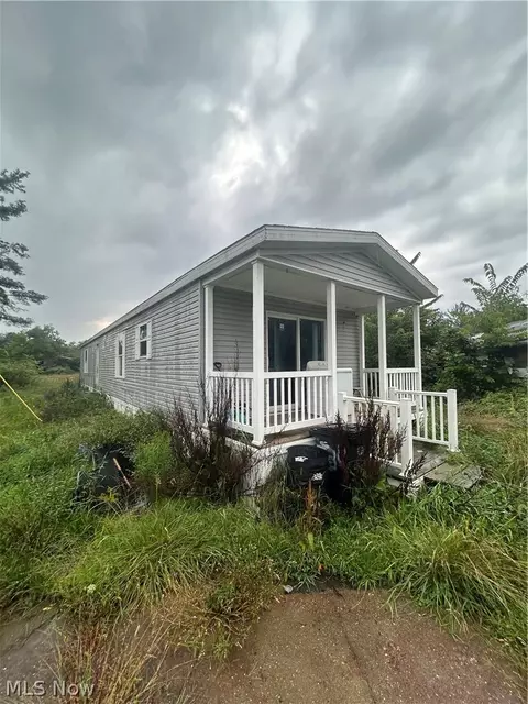 62989 Institute Rd, Lore City, OH 43755