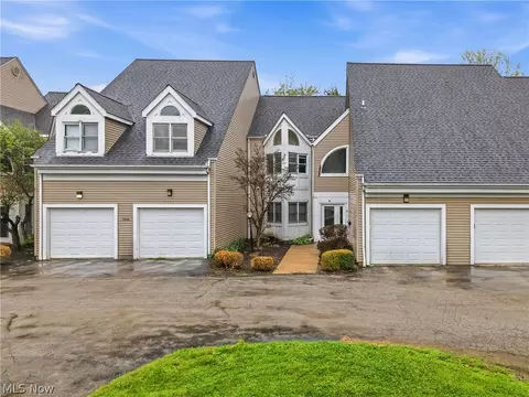 1006 Powers Ave #5, Youngstown, OH 44505