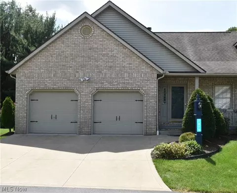 7070 NW Bentley St NW, Massillon, OH 44646