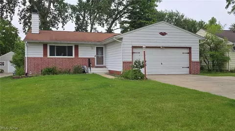 18290 Whitney Rd, Strongsville, OH 44149