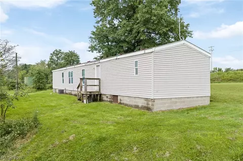 8472 Azalea Rd SW, Dennison, OH 44621 photo 5