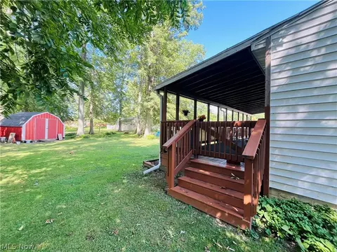Exterior - 2317 W 11th St, Ashtabula, OH 44004 photo 15 of 16