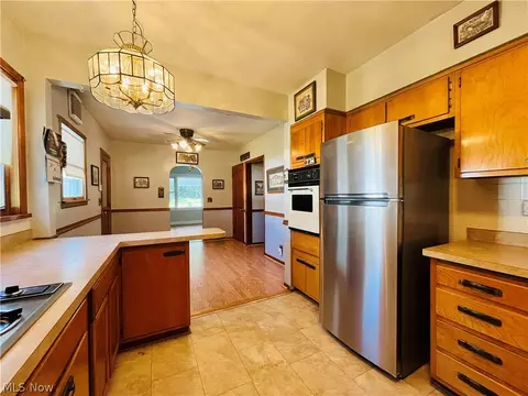 Kitchen - 2317 W 11th St, Ashtabula, OH 44004 photo 4 of 4