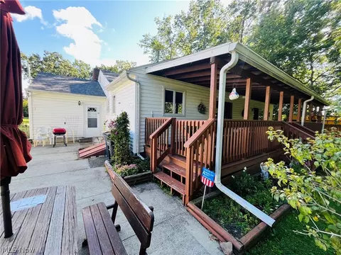 Exterior - 2317 W 11th St, Ashtabula, OH 44004 photo 2 of 16