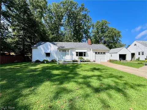 2317 W 11th St, Ashtabula, OH 44004 photo 7