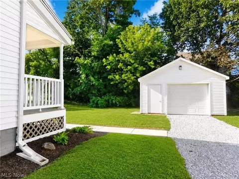 Exterior - 57 Tuttle Ct, Geneva, OH 44041 photo 4 of 12
