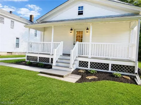 Exterior - 57 Tuttle Ct, Geneva, OH 44041 photo 7 of 12