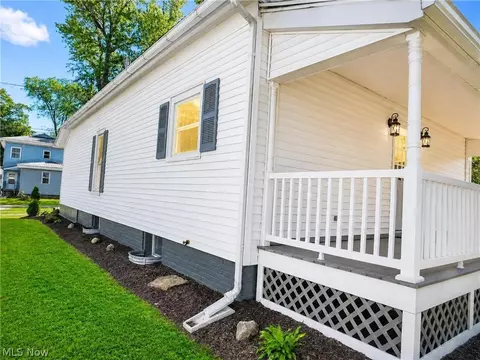 Exterior - 57 Tuttle Ct, Geneva, OH 44041 photo 8 of 12