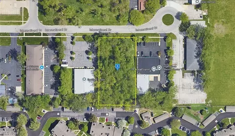 7327 International Dr, Holland, OH 43528